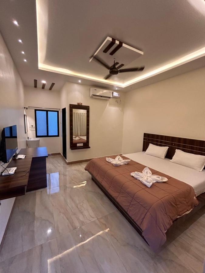 The Beach Hive Resort Kashid Exteriör bild
