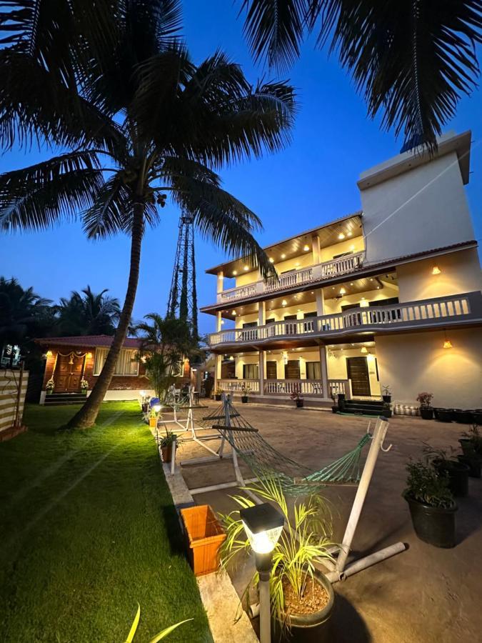 The Beach Hive Resort Kashid Exteriör bild