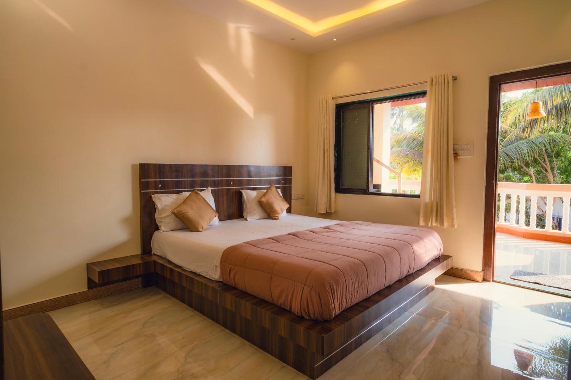 The Beach Hive Resort Kashid Exteriör bild