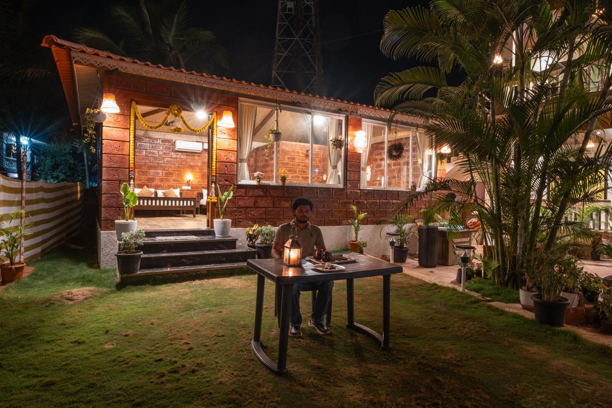 The Beach Hive Resort Kashid Exteriör bild